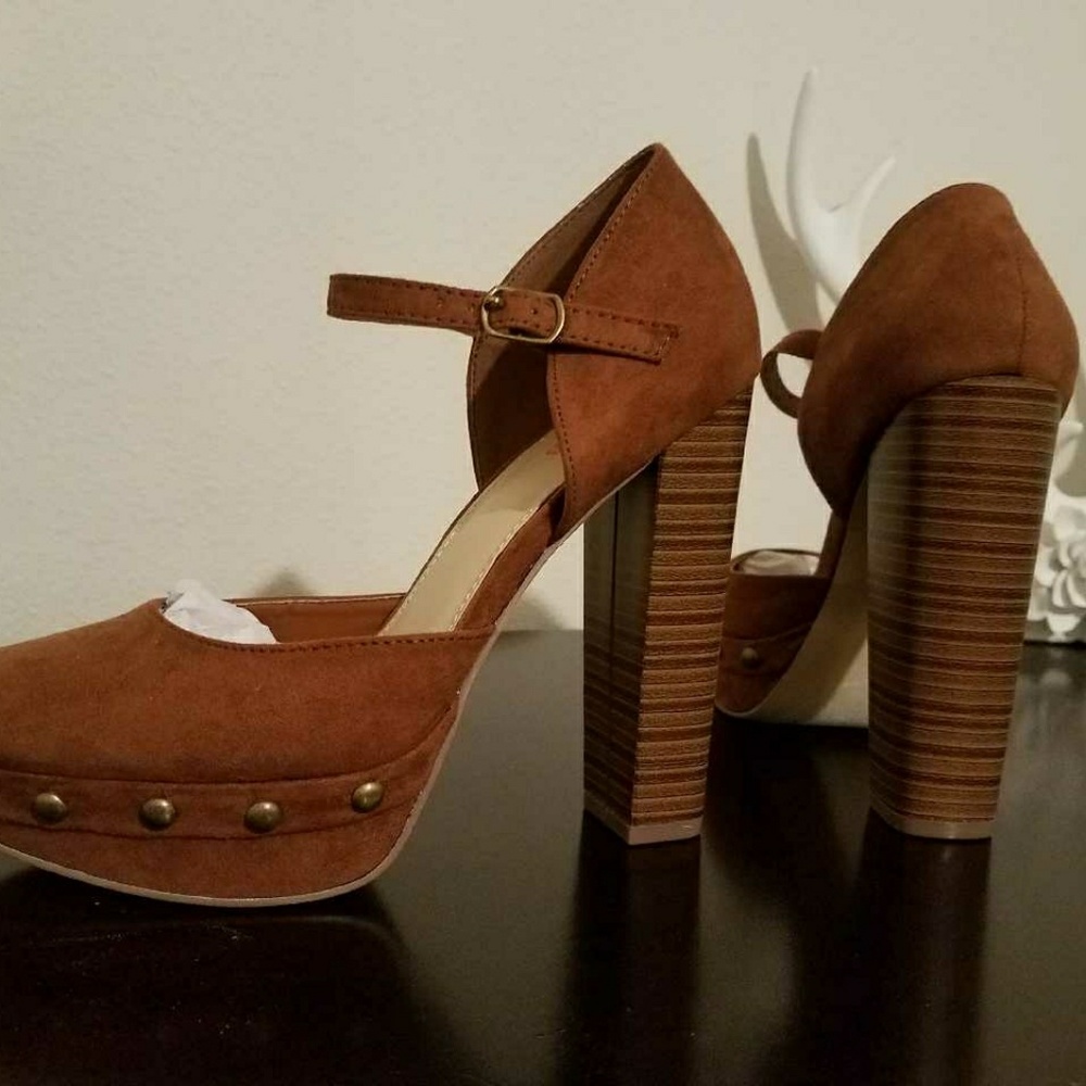 NIB Just Fab Platform Heels